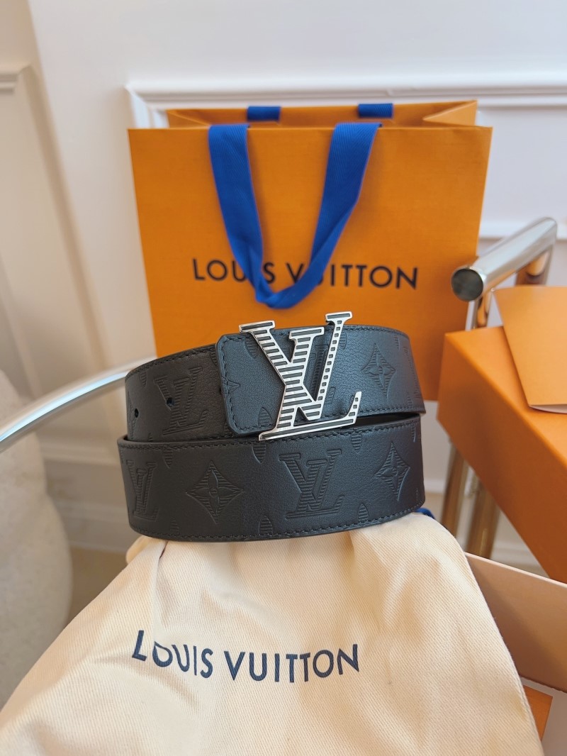 l0vis Vvtt0n belts